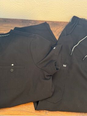 koi Scrub Top and Jogger Set